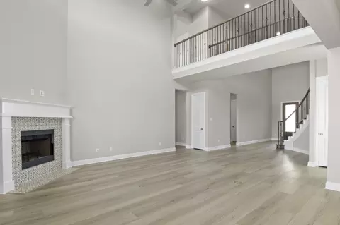 Living - 11413 Stapleton Ave, Lorena, TX 76655 photo 2 of 5