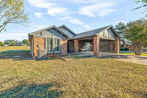 6226 Tezcuco Ct, Granbury, TX 76049
