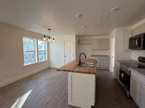 Kitchen - 211 E Cardinal, Ector, TX 75439 photo 2 of 2