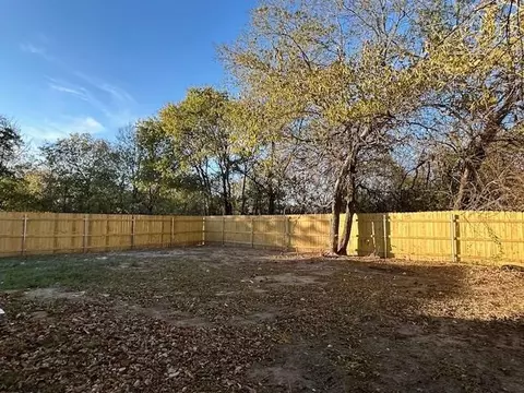 Exterior - 213 E Cardinal, Ector, TX 75439 photo 5 of 5
