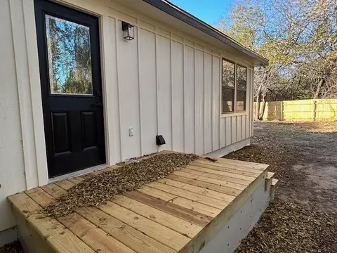 Exterior - 213 E Cardinal, Ector, TX 75439 photo 4 of 5