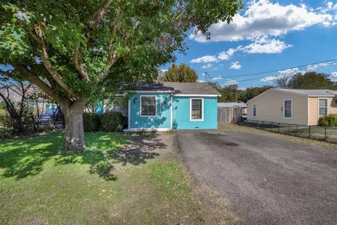 8402 Melrose St W, White Settlement, TX 76108