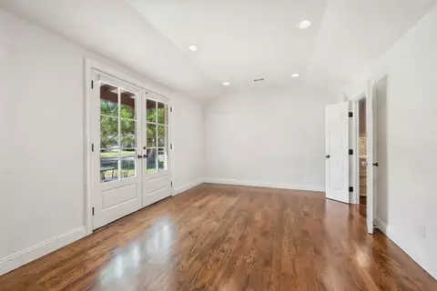 Bedroom - 1322 Apache Dr, Richardson, TX 75080 photo 1 of 7