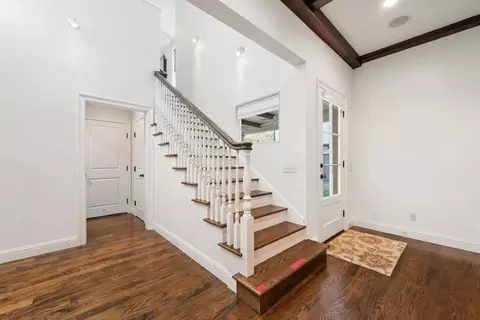 Entry Way - 1322 Apache Dr, Richardson, TX 75080 photo 3 of 3