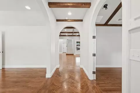 Entry Way - 1322 Apache Dr, Richardson, TX 75080 photo 1 of 3