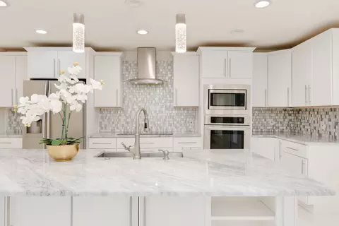 215 Countryside Dr, Arlington, TX 76014