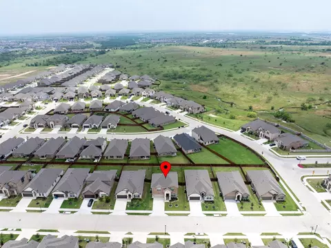 View/Area - 2013 Windsor Dr, Argyle, TX 76226 photo 6 of 8