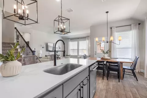 Kitchen - 2013 Windsor Dr, Argyle, TX 76226 photo 5 of 5