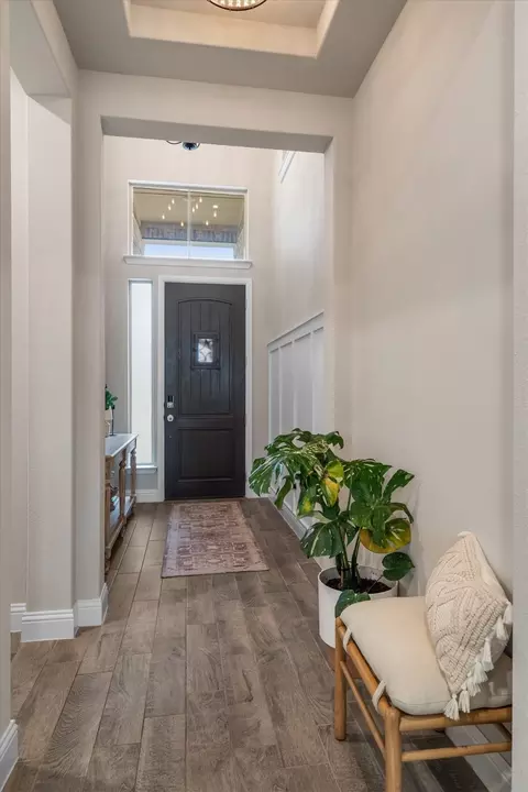 Entry Way - 2013 Windsor Dr, Argyle, TX 76226 photo 1 of 4