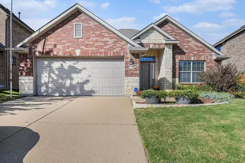 1249 Shalimar Dr, Fort Worth, TX 76131