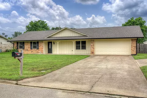 209 Myndi Cir, Sulphur Springs, TX 75482