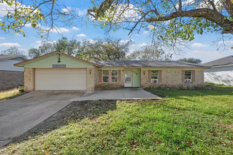 119 New Acres Dr, Hewitt, TX 76643