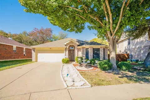 905 Mill Spring Dr, Garland, TX 75040