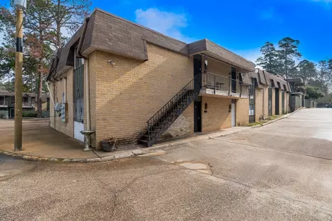 7000 Creswell Rd #117, Shreveport, LA 71106