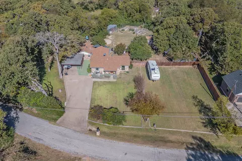 4112 Brooks Baker Ave, Lakeside, TX 76135
