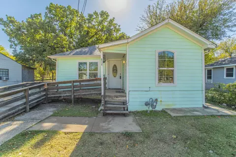 3110 Canada Dr, Dallas, TX 75212