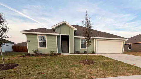500 American Elm Dr, Josephine, TX 75189