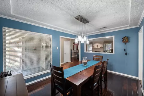 Dining - 705 Dickey Dr, Euless, TX 76040 photo 3 of 7