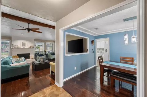 Entry Way - 705 Dickey Dr, Euless, TX 76040 photo 2 of 2
