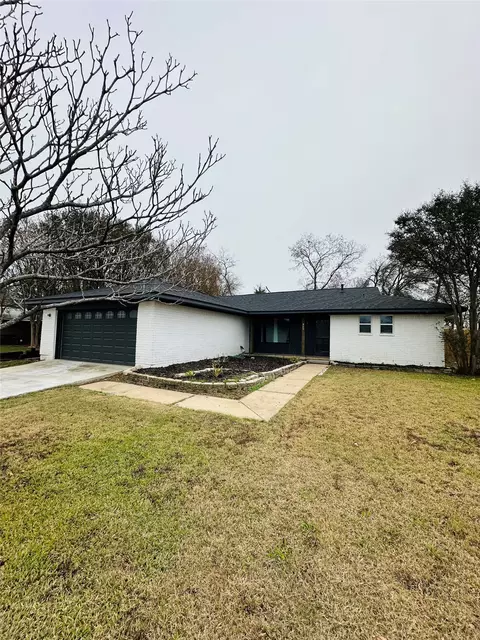 905 Mckinney Ave, Princeton, TX 75407