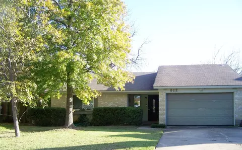 812 Via Del Rey, Mesquite, TX 75150