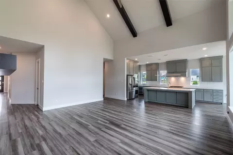 Living - 8003 Splitbeard Rd, Frisco, TX 75035 photo 4 of 4