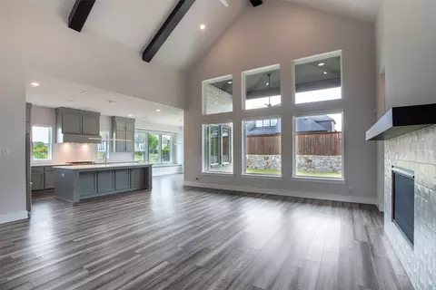 Living - 8003 Splitbeard Rd, Frisco, TX 75035 photo 2 of 4
