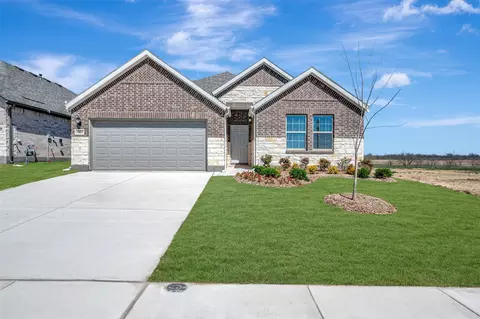 5003 Bee Balm Ln, Sanger, TX 76266