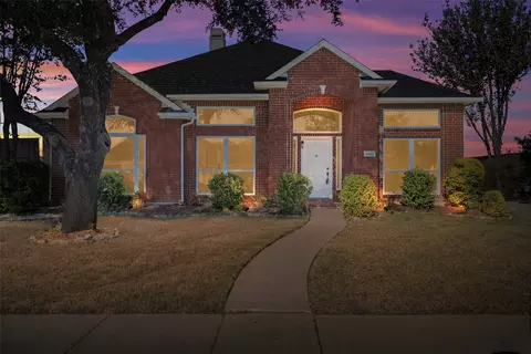 4901 Harborview Blvd, Rowlett, TX 75088