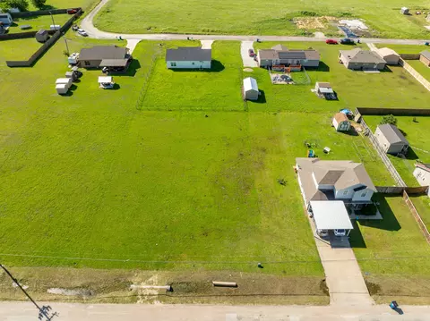 405 Spurgeon St, Itasca, TX 76055 photo 5