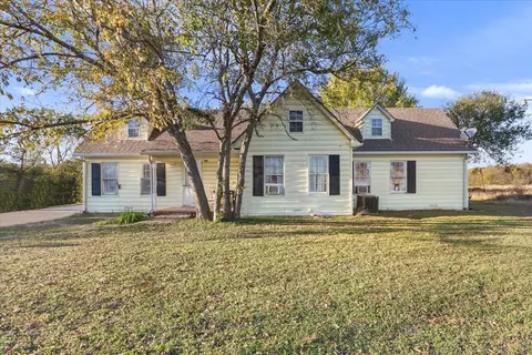 1601 E Texas Ave, Mart, TX 76664