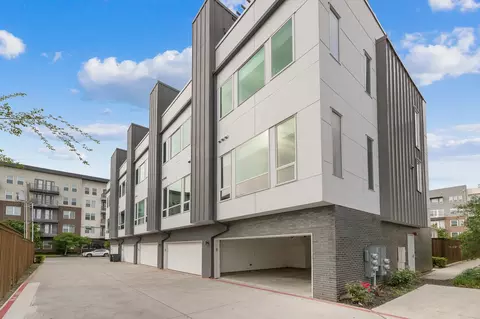 1771 Mccoy St #401, Dallas, TX 75204