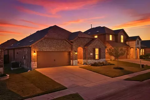 10408 Autumn Leaves Ln, Aubrey, TX 76227