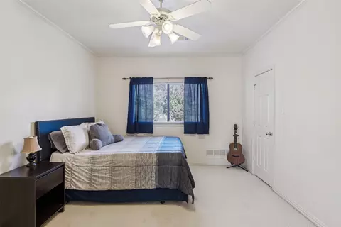 Bedroom - 803 Eagle Pass, Heath, TX 75032 photo 4 of 5