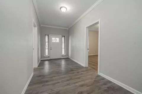 Entry Way - 606 E Brin St, Terrell, TX 75160 photo 2 of 5
