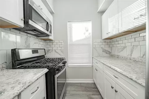 Kitchen - 606 E Brin St, Terrell, TX 75160 photo 2 of 5