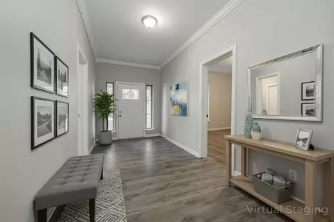 Entry Way - 606 E Brin St, Terrell, TX 75160 photo 1 of 5