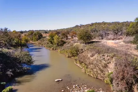 124 County Road 439, Brownwood, TX 76801