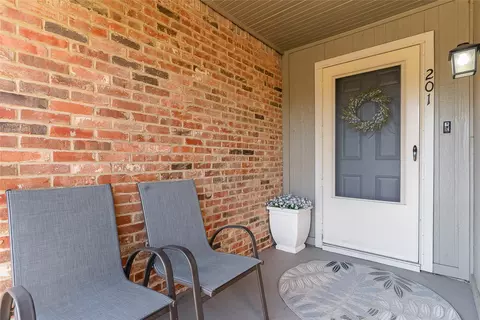 2732 Copper Creek Dr #201, Arlington, TX 76006