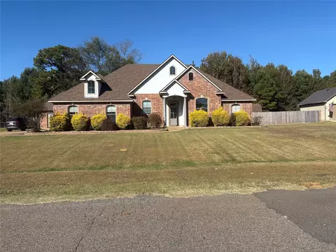 316 Clinton Dr, Stonewall, LA 71078