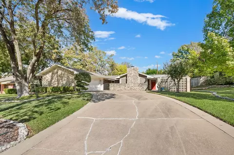 3720 Wooten Dr, Fort Worth, TX 76133
