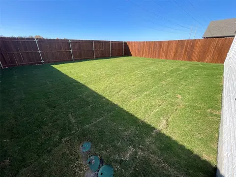 Exterior - 541 Epiphany Ln, Lavon, TX 75166 photo 2 of 2