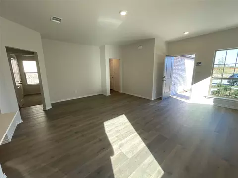 Living - 541 Epiphany Ln, Lavon, TX 75166 photo 2 of 3