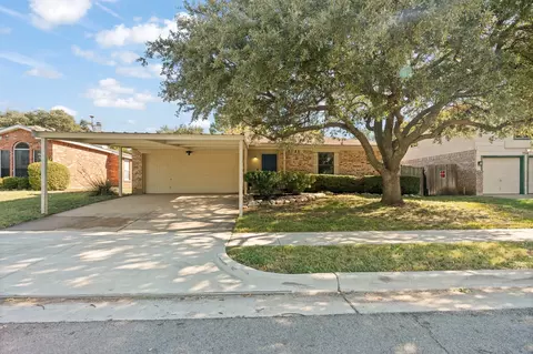 7720 Kelly Lynn Ln, Watauga, TX 76148