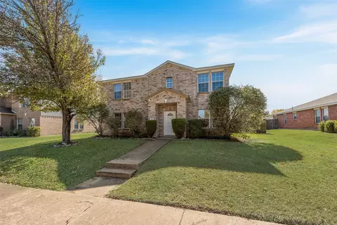 616 Jewelflower Dr, Desoto, TX 75115