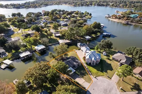 4109 Newport Bay Ct, Granbury, TX 76049
