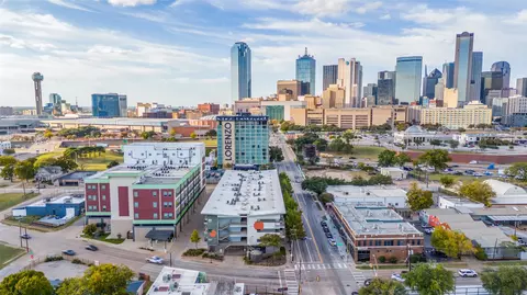 1111 S Akard St #300, Dallas, TX 75215