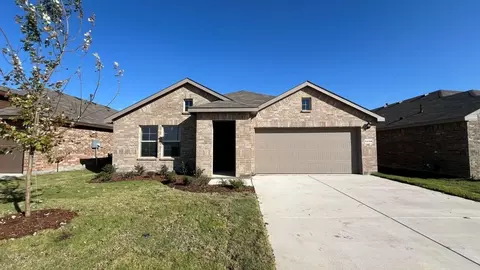 8456 Beltmill Pkwy, Fort Worth, TX 76131