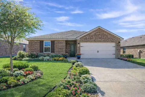 412 Wrangler Dr, Royse City, TX 75189