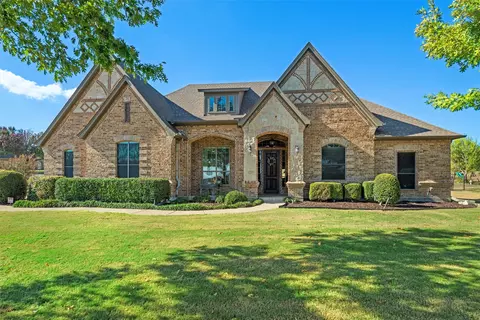 4801 Wild Stallion Ct, Fort Worth, TX 76126